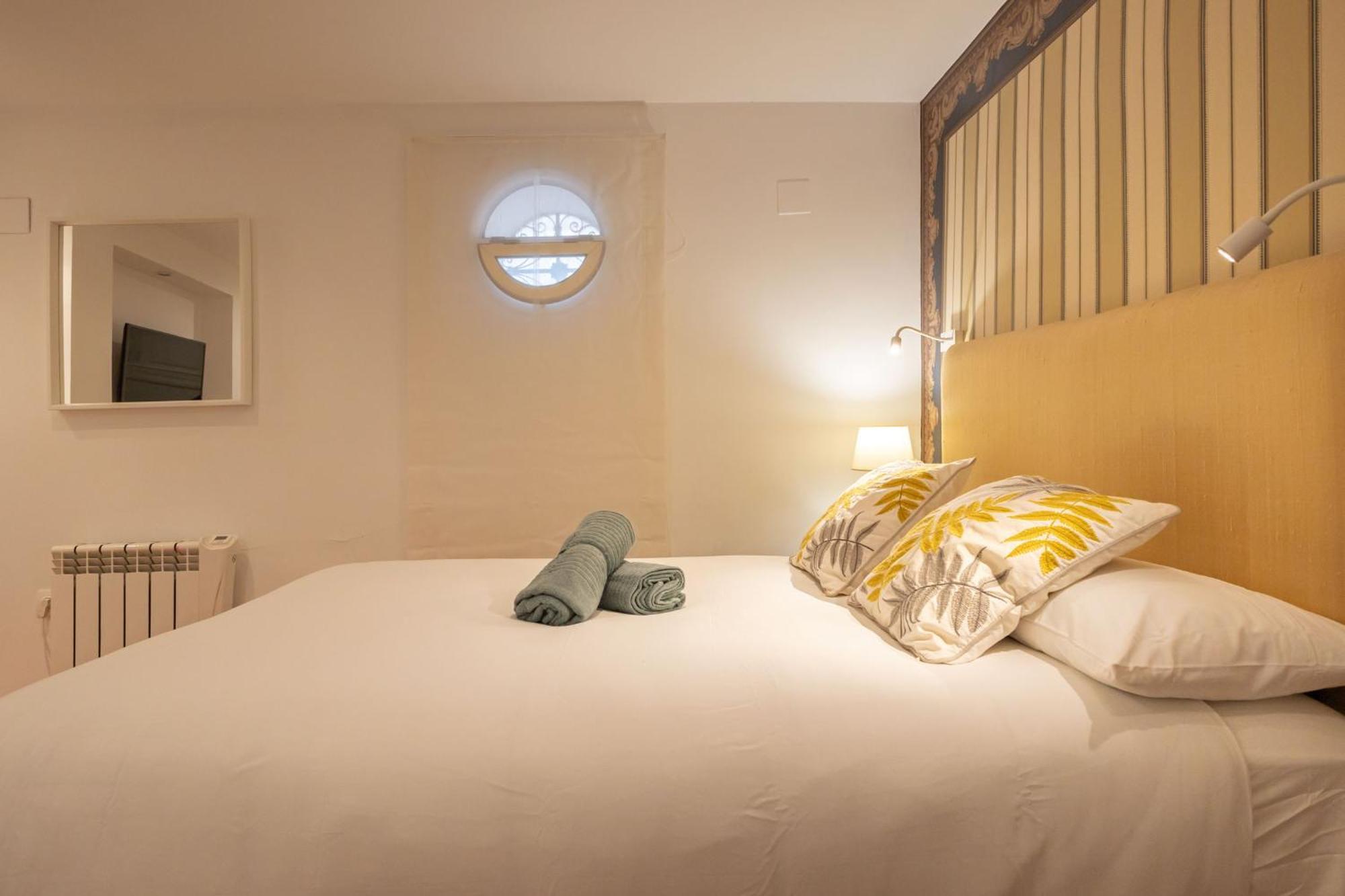 Charming 2 Bedroom Apartment At Plaza El Salvador By Ocityzen Sevilla Exterior foto